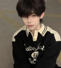 لی‌وِن (李文), 25 years old, Man, Tangjiazhuang, China