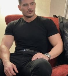 Reggie Marsh, 23 years old, Man, Jamestown, USA