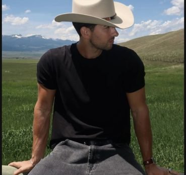 Rickey Ortiz, 19 years old, Boulder City, USA