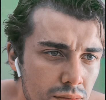 Dallas Sutton, 33 years old, New Castle, USA