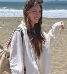 Cora Cox, 37 years old, Woman, Massapequa, USA