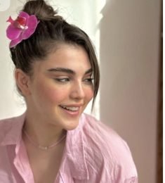 Mila Martinez, 47 years old, Woman, Kihei, USA