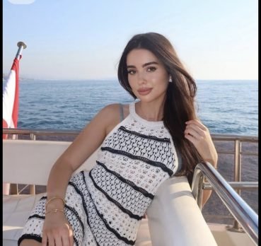 Clarity Roberts, 46 years old, Dover, USA