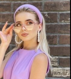 Sienna Barrett, 42 years old, Woman, Watertown, USA