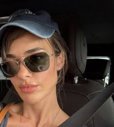 Clarity Roberts, 44 years old, Woman, Salem, USA