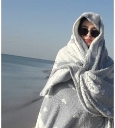 Sheila Moshrefi, 18 years old, Woman, Khvansar, Iran