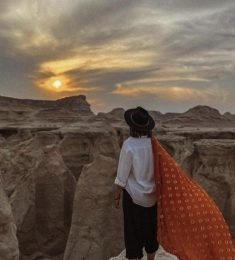 Paryan Tarahomi, 19 years old, Woman, Kish, Iran