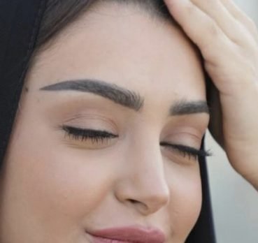 Golnar Fadai, 18 years old, Shahr-e Kord, Iran