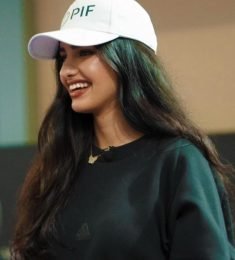 Roya Safari, 30 years old, Woman, Sonqor, Iran