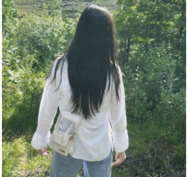 Mohadeseh Shahrivar, 18 years old, Borazjan, Iran