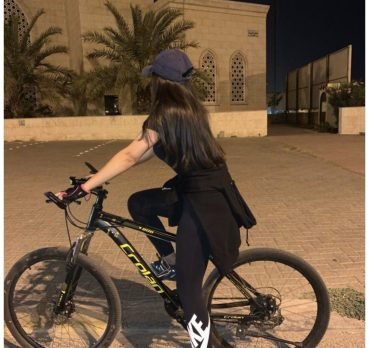 Samira Nazemi, 20 years old, Darreh Shahr, Iran