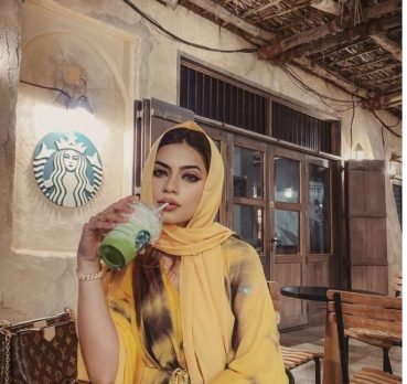 Roshanak Davoodzadeh, 38 years old, Parsabad, Iran