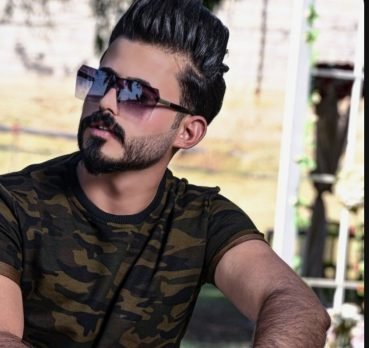 Mohsen Vahidi, 28 years old, Birjand, Iran