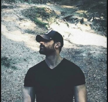 Gholam Mohseni, 45 years old, Firuzabad, Iran