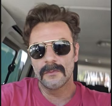 Farhad Mahdavi, 40 years old, Meybod, Iran