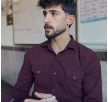 Houshang Moharam, 24 years old, Robat Karim, Iran