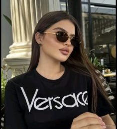 Sarah McKenzie, 47 years old, Woman, Wels, Austria