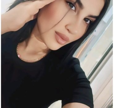 Yasmin El-Sayed, 31 years old, Ash Shatrah, Iraq