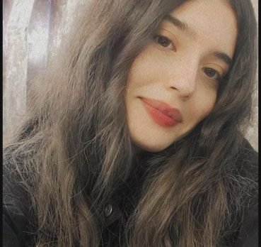 İdil Hazar, 31 years old, Izmir, Turkey