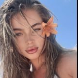 Asmaa Al-Tikriti, 18 ساله, Hadithah, Iraq