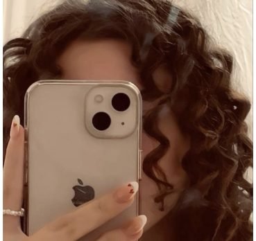 Yasmin Al-Fahad, 23 years old, Ruwandiz, Iraq