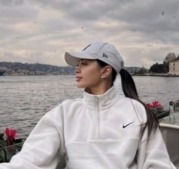 Amal Al-Naqash, 49 years old, Al-Hamdaniya, Iraq