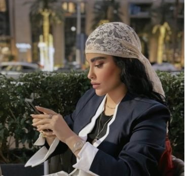 حدیث زارع, 31 years old, Azadshahr, Iran