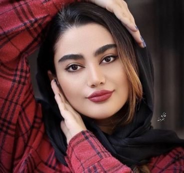 آزاده خادمی, 25 years old, Sonqor, Iran