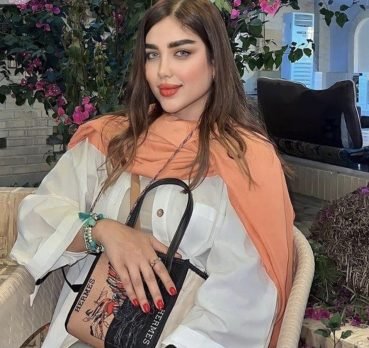 شبنم یوسفی, 25 years old, Malayer, Iran