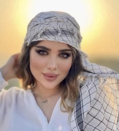 آزاده نادری, 34 years old, Woman, Kashan, Iran