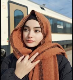 شیرین ترکمان, 25 years old, Woman, Semirom, Iran