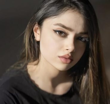 ثریا بهشتی, 29 years old, Qorveh, Iran