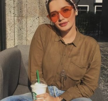 نازنین ایزدی, 27 years old, Shahriar, Iran