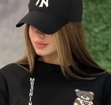 نیلوفر احمدی, 25 years old, Borazjan, Iran