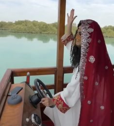 پریسا مهدوی, 25 years old, Woman, Semirom, Iran