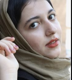 سارا امیری, 25 years old, Woman, Shahreza, Iran