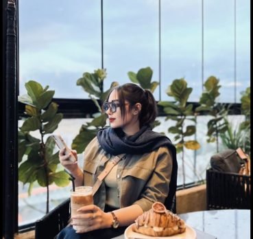 شکیبا خلیلی, 29 ساله, دلیجان, ایران