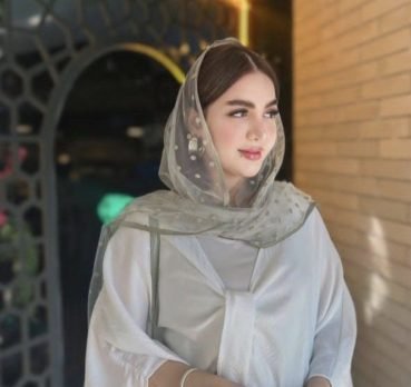 هستی خلیلی, 31 years old, Mahdishahr, Iran