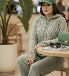 آزاده ایزدی, 34 years old, Woman, Bojnurd, Iran