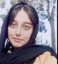 ثریا کریمی, 29 years old, Woman, Khvoy, Iran