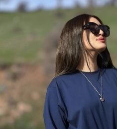 بهناز عزیزی, 30 years old, Woman, Ardakan, Iran