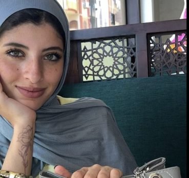 فرزانه محمدپور, 31 years old, Kuhdasht, Iran