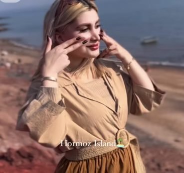 سوسن قربانی, 30 years old, Juybar, Iran