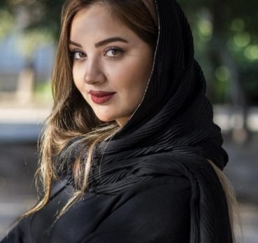مهتاب زارع, 27 years old, Qasr-e Qand, Iran