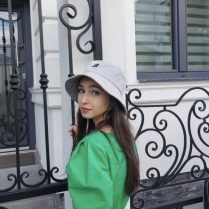 سحر زاهدی, 35 years oldKhash, Iran