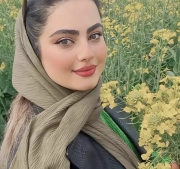 بهناز صادقی, 25 years old, Miandoab, Iran