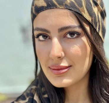 مینا نادری, 28 years old, Qasr-e Qand, Iran