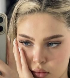 نگین باقری, 32 years old, Woman, Bandar-e Bushehr, Iran