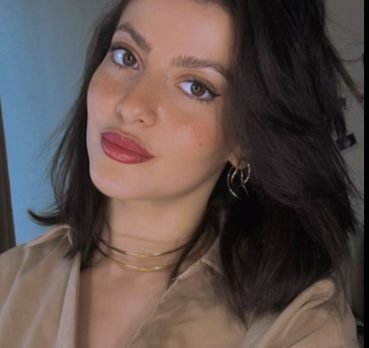 حدیث قاسمی, 29 ساله, الیگودرز, ایران