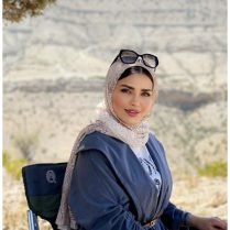 فرزانه مهدوی, 25 years oldBukan, Iran